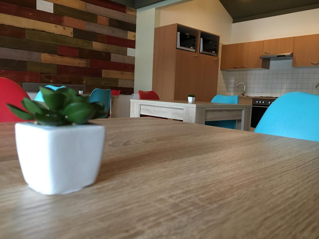 Welcome Riverside Guesthouse Hella Ngoại thất bức ảnh